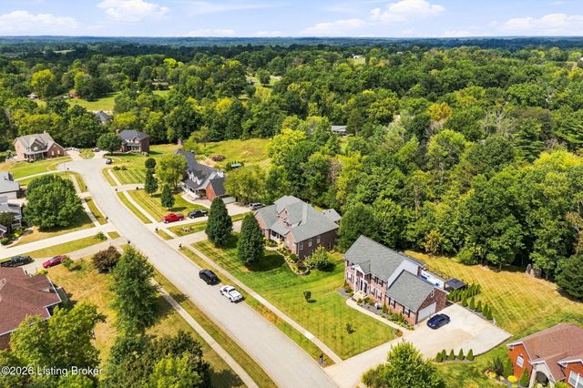 176 Prince Ct, Taylorsville, KY 40071