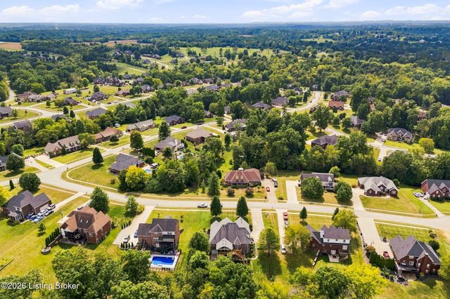 176 Prince Ct, Taylorsville, KY 40071