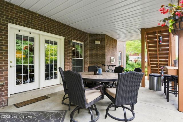 176 Prince Ct, Taylorsville, KY 40071