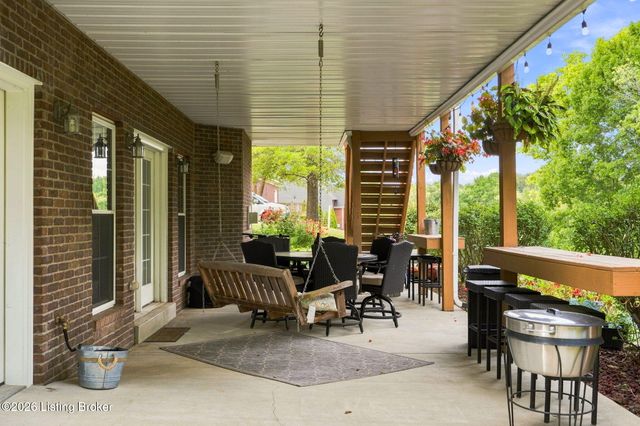 176 Prince Ct, Taylorsville, KY 40071
