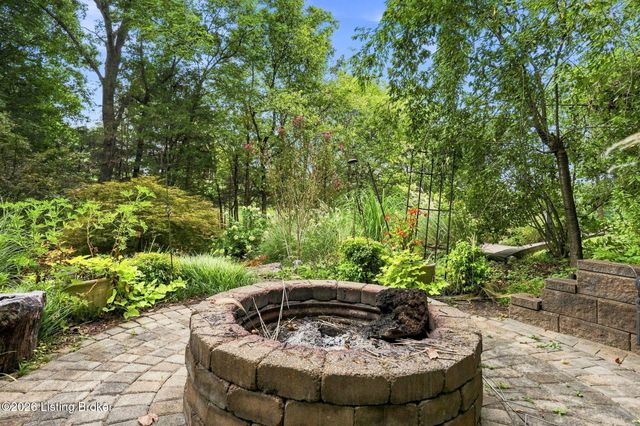176 Prince Ct, Taylorsville, KY 40071