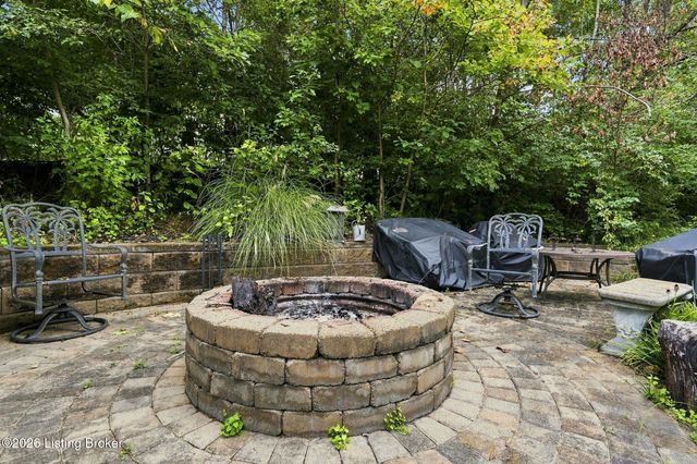 176 Prince Ct, Taylorsville, KY 40071