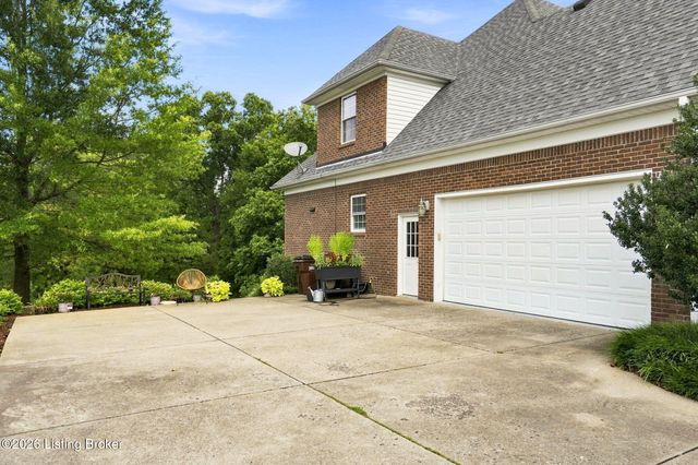 176 Prince Ct, Taylorsville, KY 40071