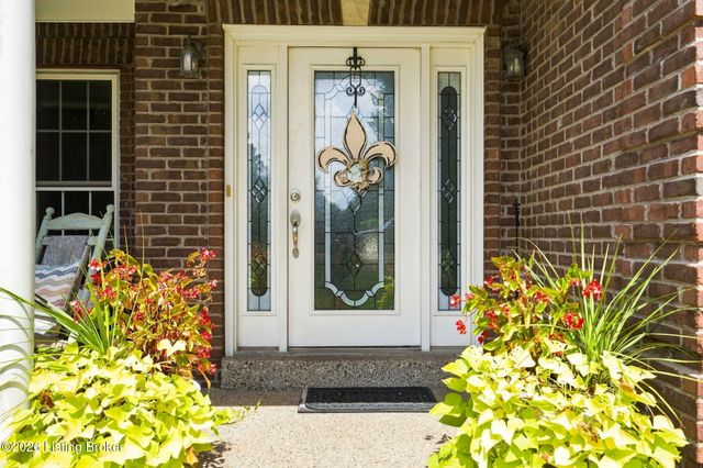 176 Prince Ct, Taylorsville, KY 40071