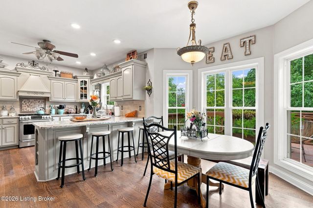 176 Prince Ct, Taylorsville, KY 40071