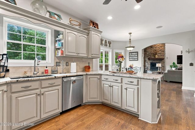 176 Prince Ct, Taylorsville, KY 40071