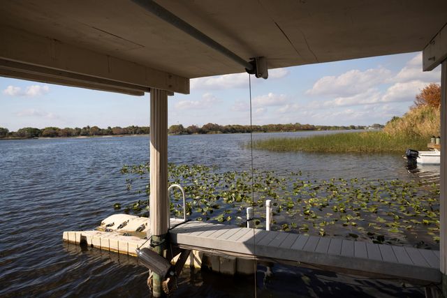 1080 Lake Drive, Delray Beach, FL 33444