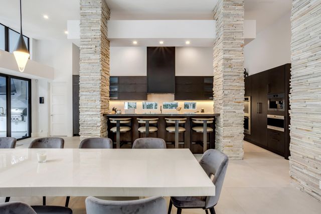 1080 Lake Drive, Delray Beach, FL 33444