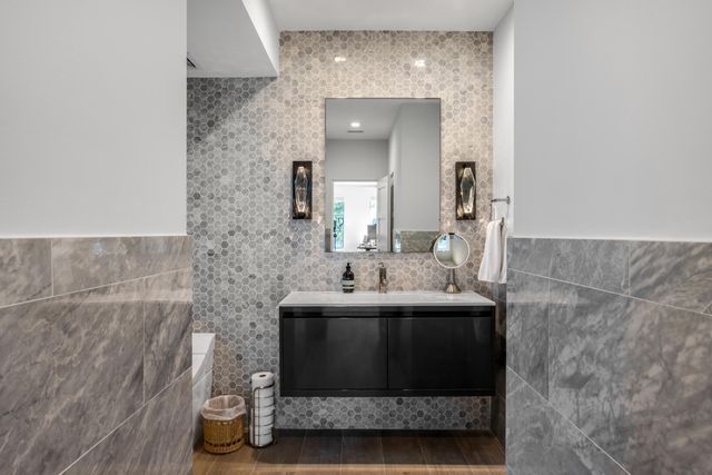 1080 Lake Drive, Delray Beach, FL 33444