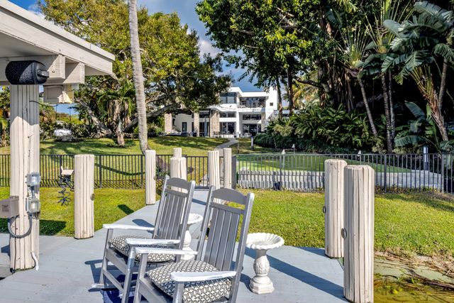 1080 Lake Drive, Delray Beach, FL 33444