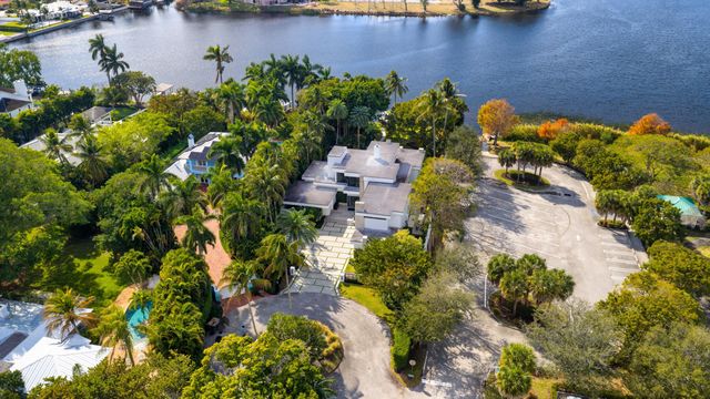 1080 Lake Drive, Delray Beach, FL 33444