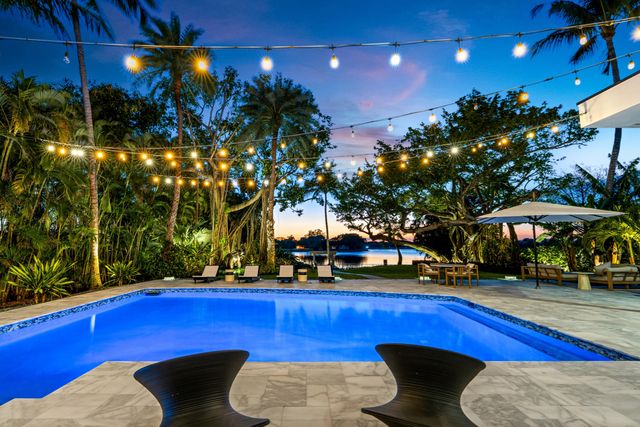 1080 Lake Drive, Delray Beach, FL 33444