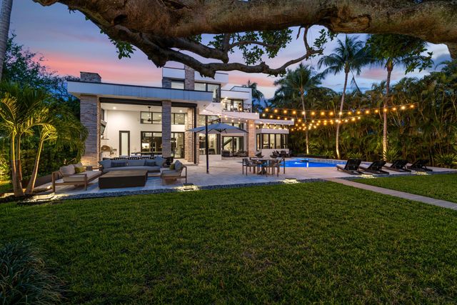 1080 Lake Drive, Delray Beach, FL 33444