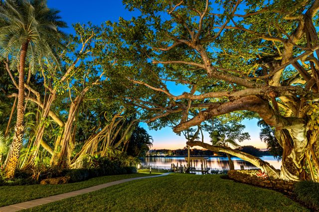 1080 Lake Drive, Delray Beach, FL 33444