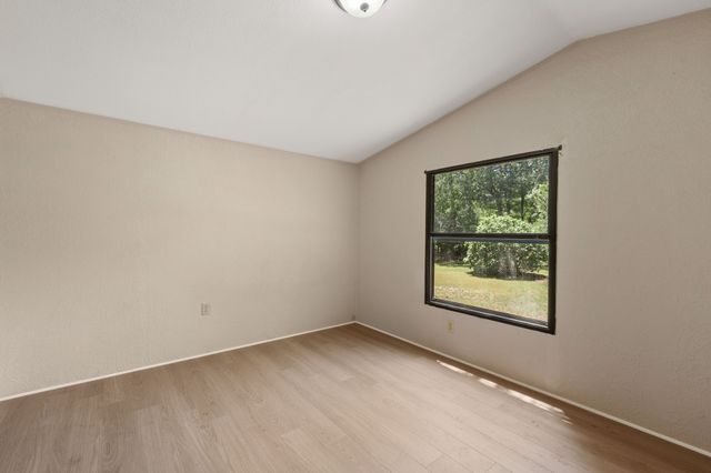 1027 Glen Brook Drive, Pecan Hill, TX 75165