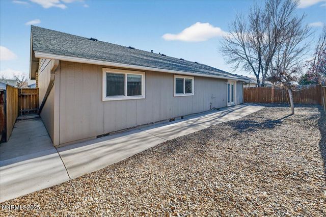 2542 Ravenshorn Drive, Carson City, NV 89706