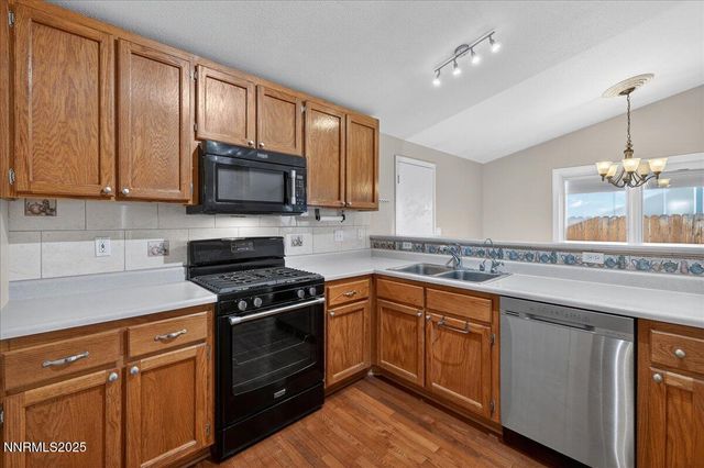 2542 Ravenshorn Drive, Carson City, NV 89706