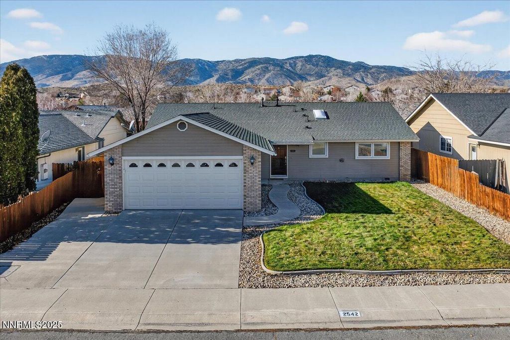 2542 Ravenshorn Drive, Carson City, NV 89706