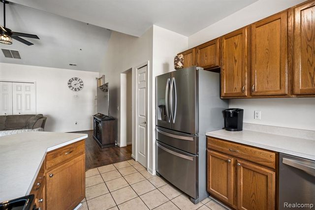 17200 Addington Drive, Commerce Twp, MI 48390