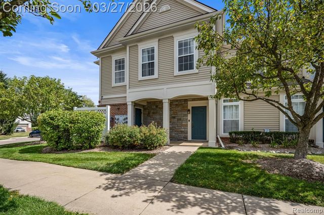 17200 Addington Drive, Commerce Twp, MI 48390