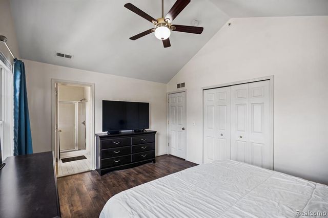 17200 Addington Drive, Commerce Twp, MI 48390