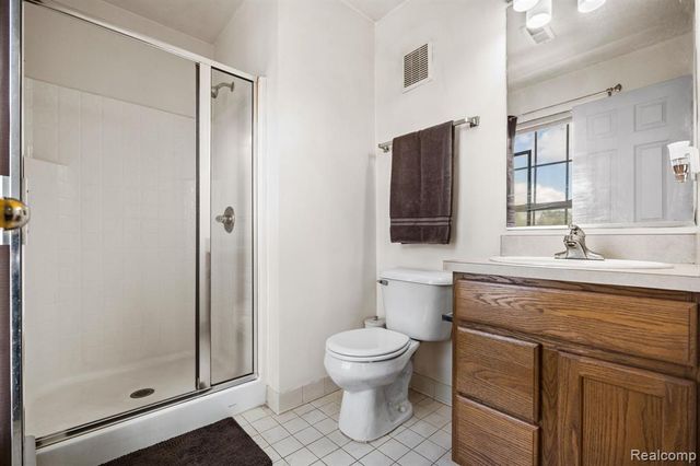 17200 Addington Drive, Commerce Twp, MI 48390