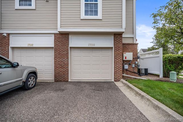 17200 Addington Drive, Commerce Twp, MI 48390