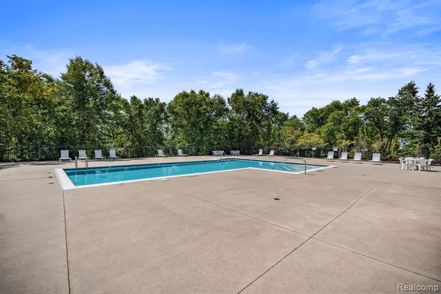 17200 Addington Drive, Commerce Twp, MI 48390