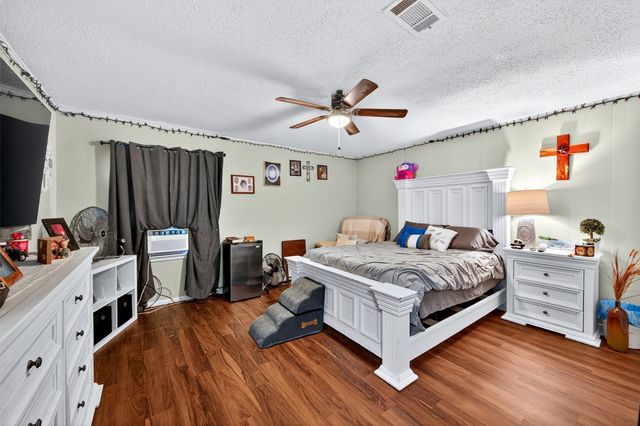 2321 N Shannon Street, Sherman, TX 75092