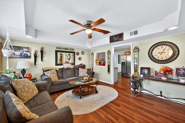 2321 N Shannon Street, Sherman, TX 75092
