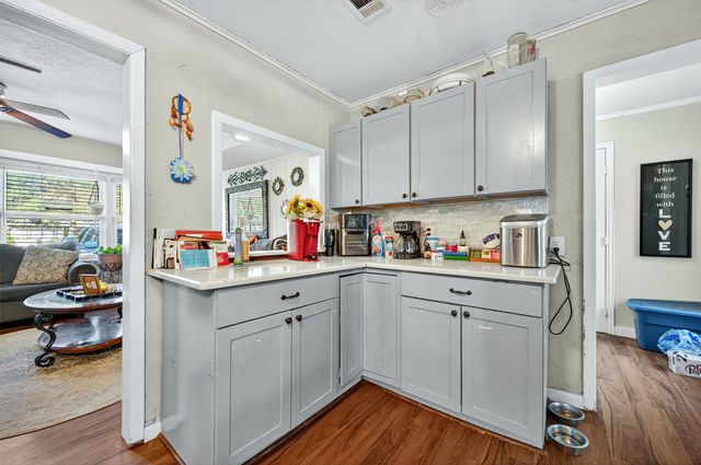 2321 N Shannon Street, Sherman, TX 75092