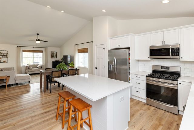 5306 NW 17th Street, Ankeny, IA 50023