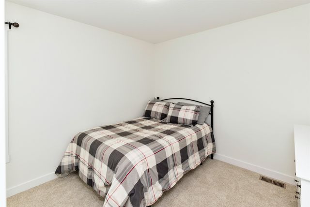 5306 NW 17th Street, Ankeny, IA 50023