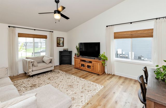 5306 NW 17th Street, Ankeny, IA 50023