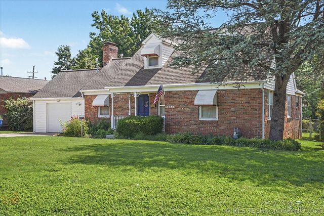 1309 S Knoxville Avenue, Tulsa, OK 74112