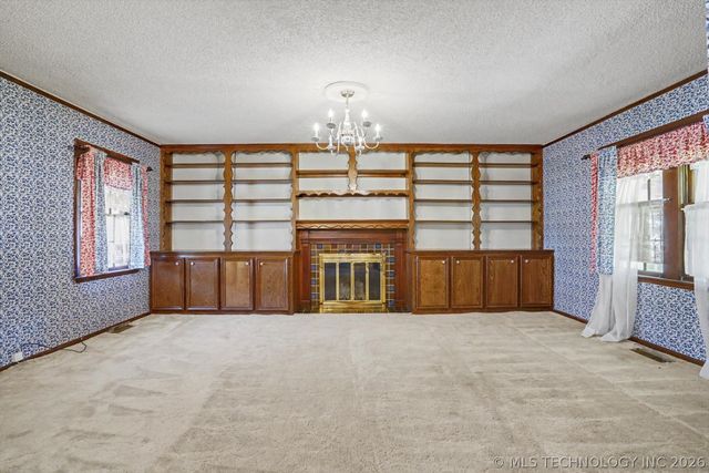 1309 S Knoxville Avenue, Tulsa, OK 74112