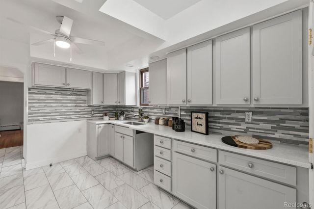18030 SANTA BARBARA Drive, Detroit, MI 48221