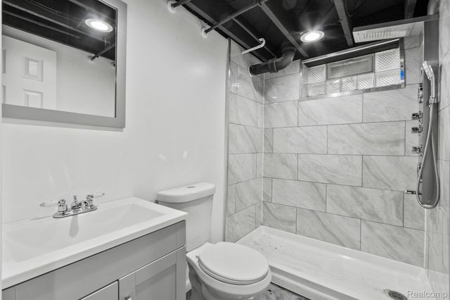 18030 SANTA BARBARA Drive, Detroit, MI 48221