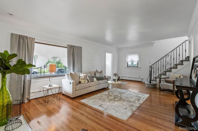 18030 SANTA BARBARA Drive, Detroit, MI 48221
