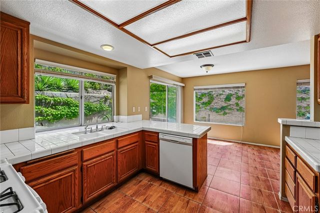10173 Shale Lane, Mentone, CA 92359