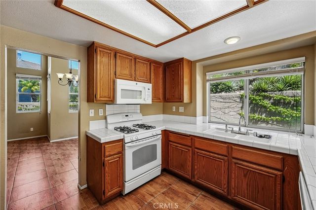10173 Shale Lane, Mentone, CA 92359