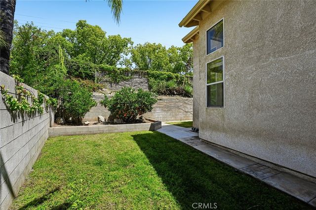 10173 Shale Lane, Mentone, CA 92359