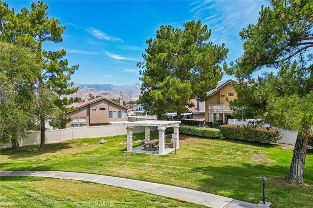 10173 Shale Lane, Mentone, CA 92359
