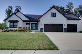 4821 Honeycrisp Drive NE, Rockford, MI 49341