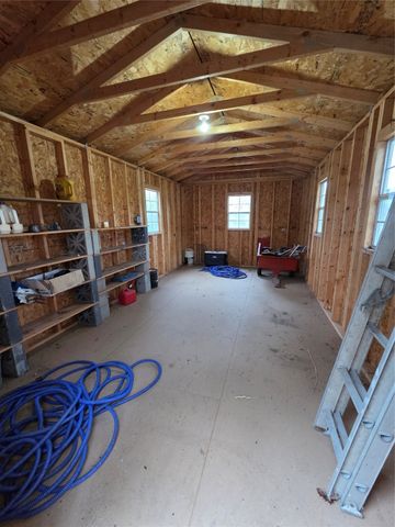 4125 NE 150th Avenue, Elkhart, IA 50073