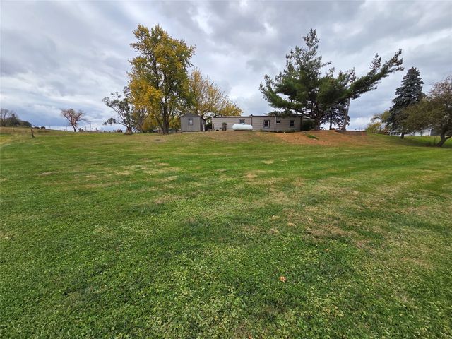 4125 NE 150th Avenue, Elkhart, IA 50073