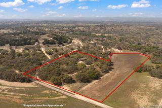22 Schmidt, Boerne, TX 78006
