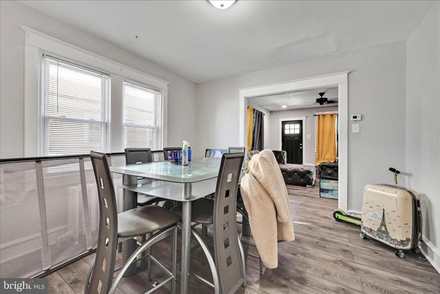 204 E AVON RD, Brookhaven, PA 19015