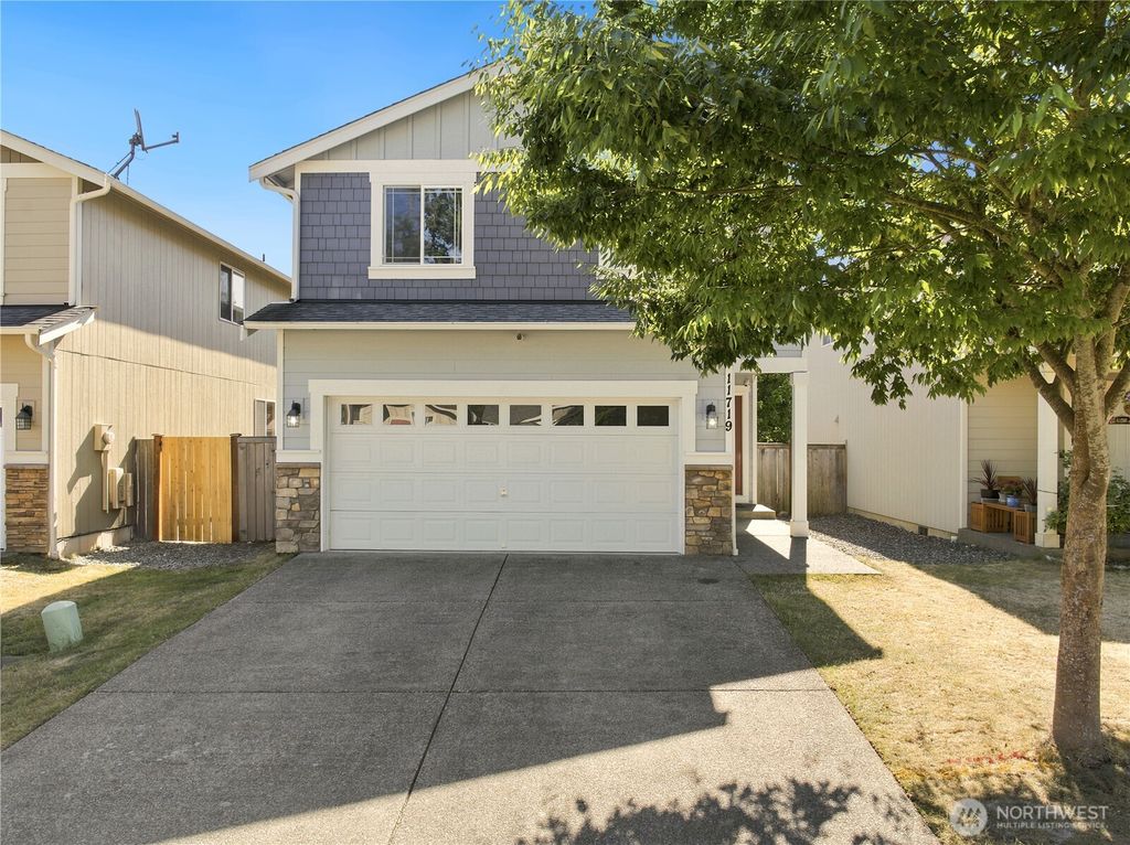 11719 9th Avenue Ct E, Tacoma, WA 98445