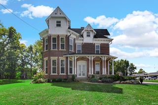 1715 Lake Avenue, Plymouth, IN 46563